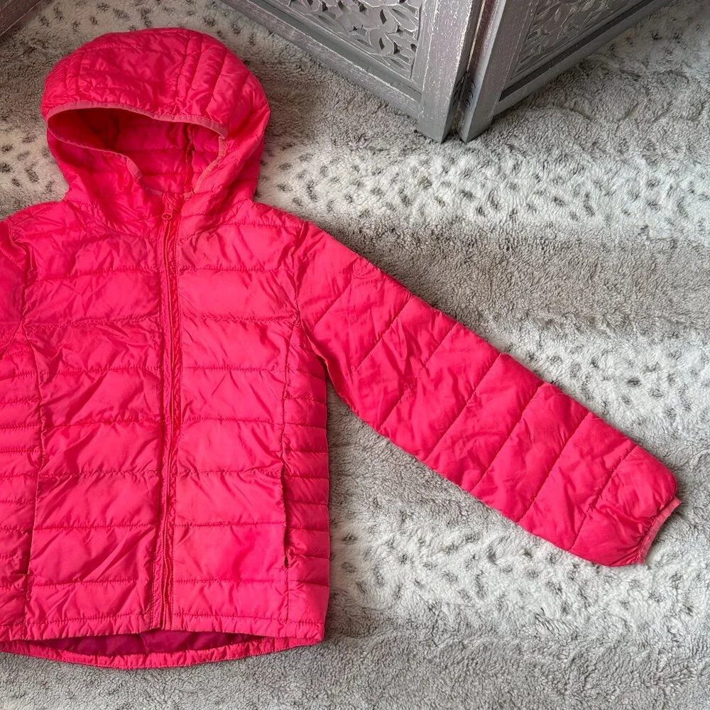 GAP Kids hot pink puffer jacket girls medium lightweight waterproof winter play